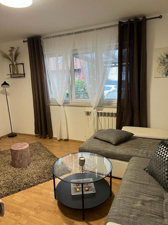Apartman Lara Zagreb Exterior photo