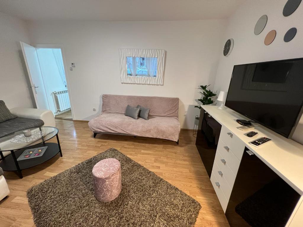 Apartman Lara Zagreb Exterior photo